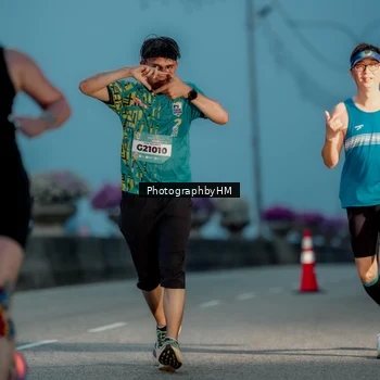 Runner Photo 5807040