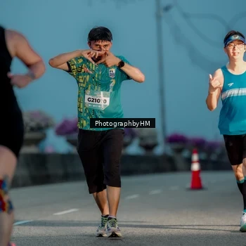 Runner Photo 5807041