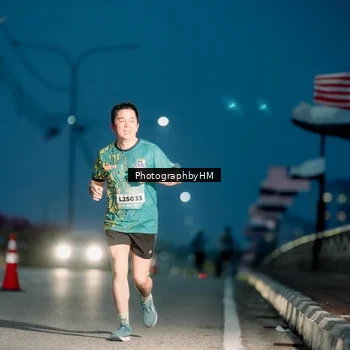 Runner Photo 5808251