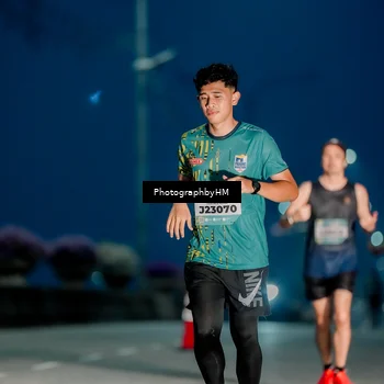 Runner Photo 5809155
