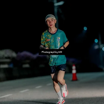 Runner Photo 5812251