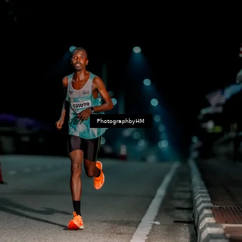 Runner Photo 5813544