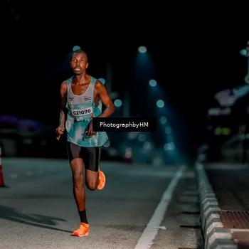 Runner Photo 5813547