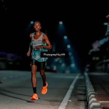 Runner Photo 5813548
