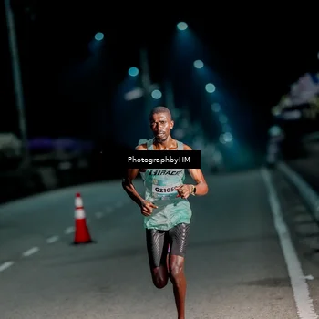 Runner Photo 5813573