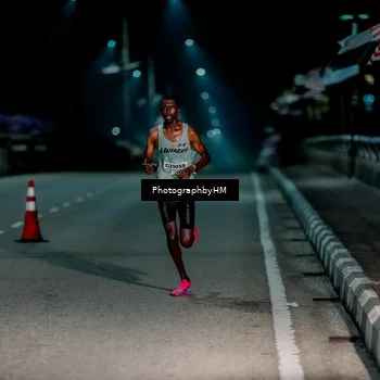 Runner Photo 5813578