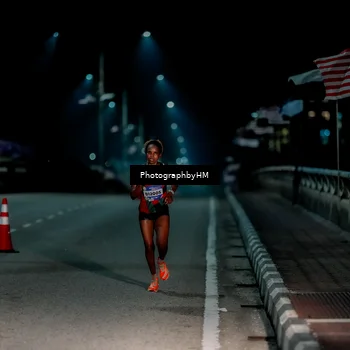 Runner Photo 5813637
