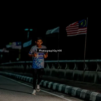 Runner Photo 5813660