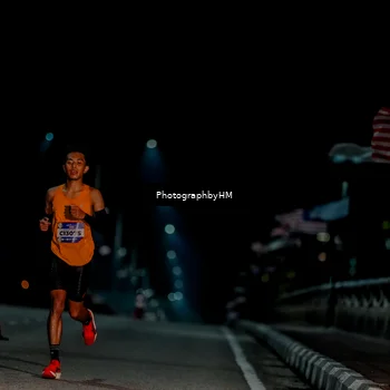 Runner Photo 5813675