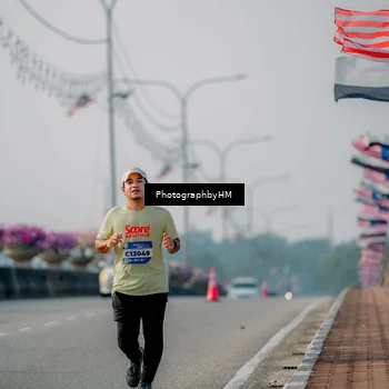 Runner Photo 5813755