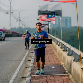 Runner Photo 5814075
