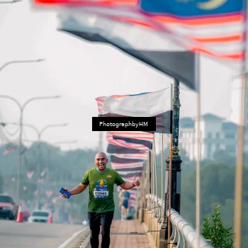 Runner Photo 5814248