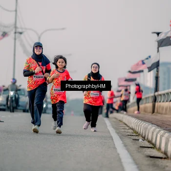 Runner Photo 5814756