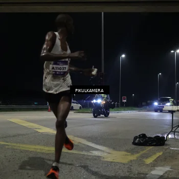 Runner Photo 5814843