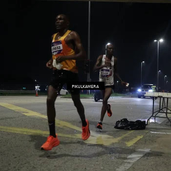 Runner Photo 5814846
