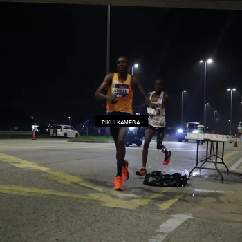 Runner Photo 5814851