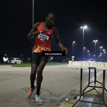 Runner Photo 5814871