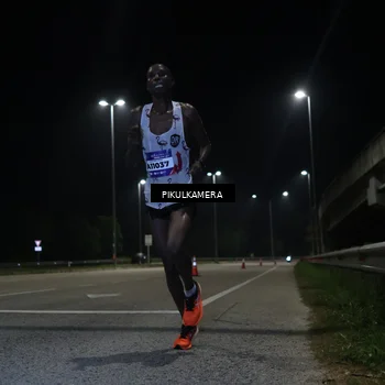 Runner Photo 5814977