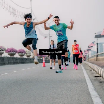 Runner Photo 5815000