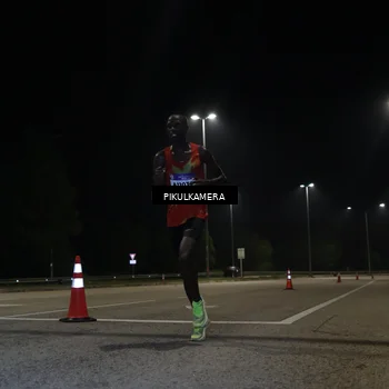 Runner Photo 5815028