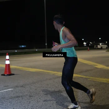 Runner Photo 5815035