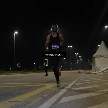 Runner Photo 5815060