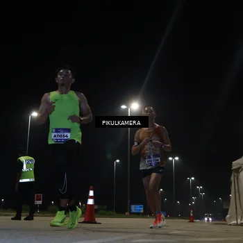 Runner Photo 5815100