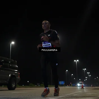 Runner Photo 5815149