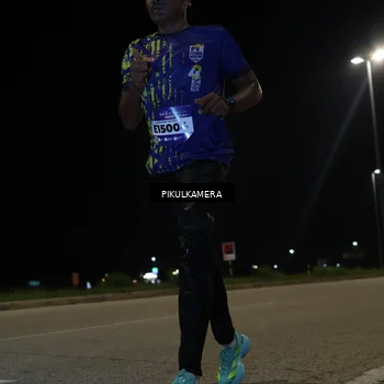 Runner Photo 5815430