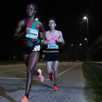 Runner Photo 5815491