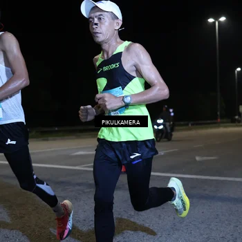 Runner Photo 5815495