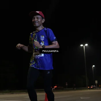 Runner Photo 5815573