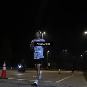 Runner Photo 5815598