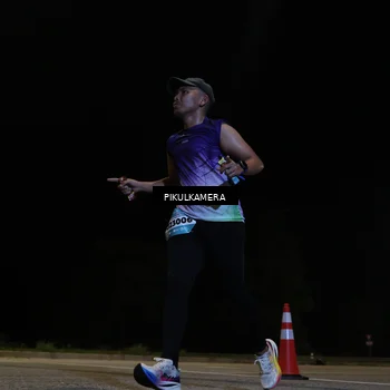 Runner Photo 5815753