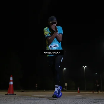 Runner Photo 5815768