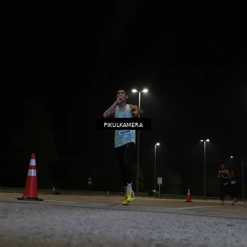 Runner Photo 5815807