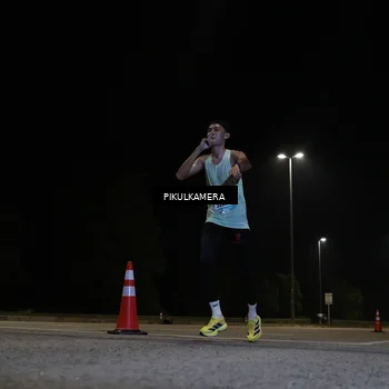 Runner Photo 5815809
