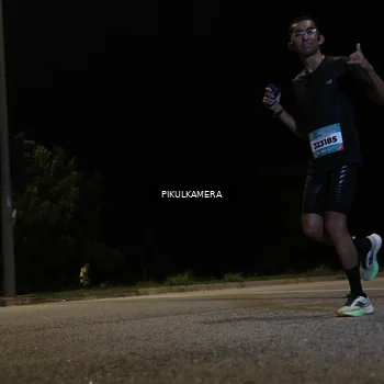 Runner Photo 5815864