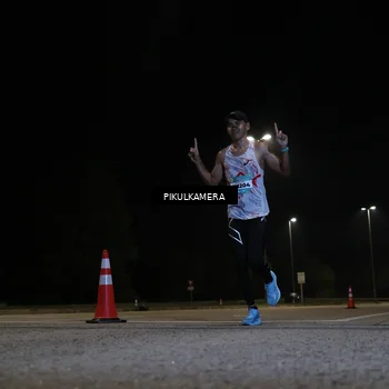 Runner Photo 5815917