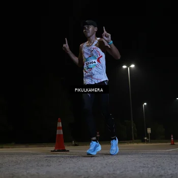 Runner Photo 5815919