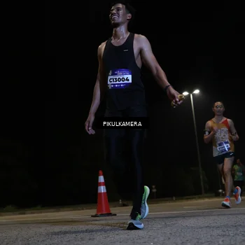 Runner Photo 5816014