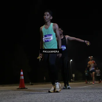 Runner Photo 5816020