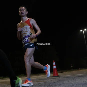 Runner Photo 5816048