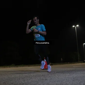 Runner Photo 5816104