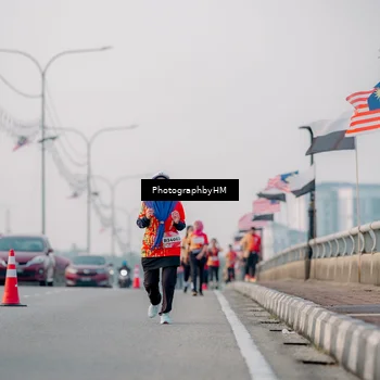 Runner Photo 5816235