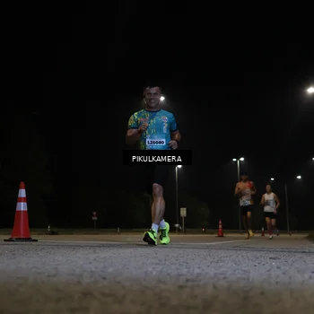 Runner Photo 5816265