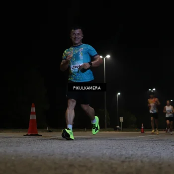 Runner Photo 5816274