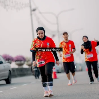 Runner Photo 5816384