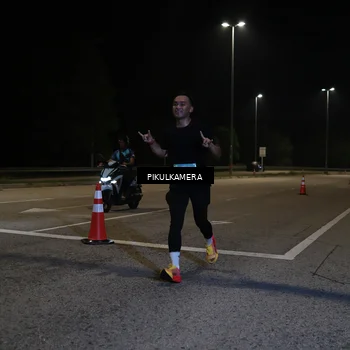 Runner Photo 5816550