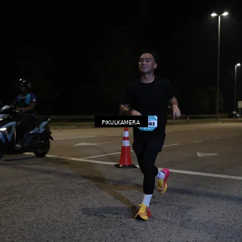 Runner Photo 5816597